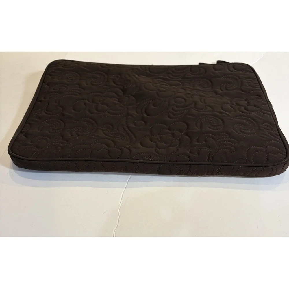 Vera Bradley Classic Quilted Padded Laptop Sleeve Case Brown 17